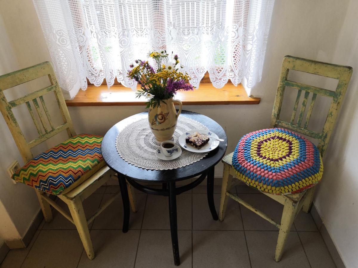 Chalupa Branžež Komárovský rybník Esterno foto