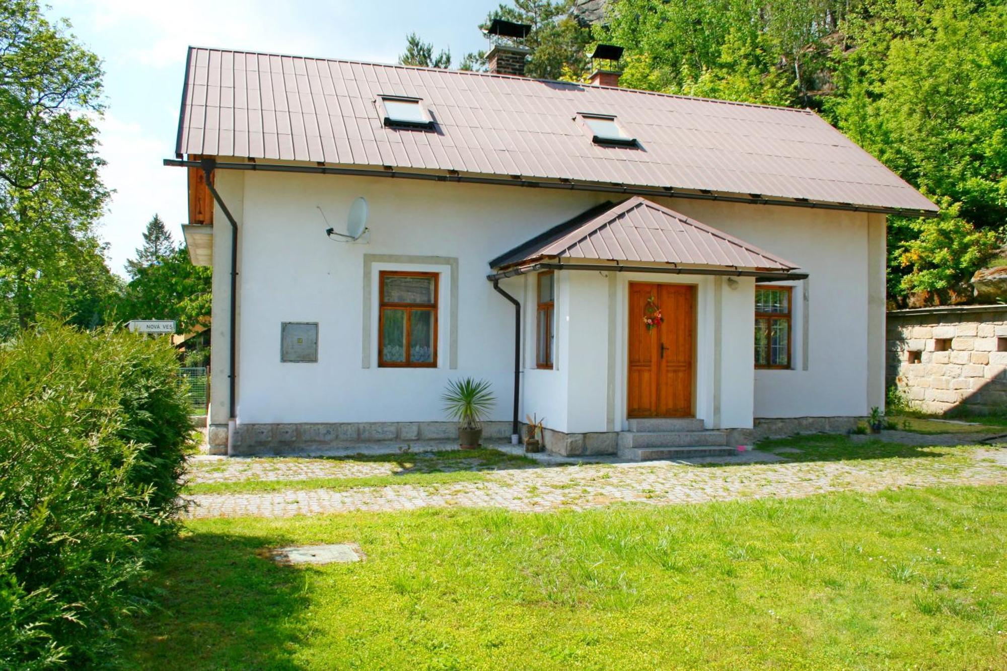 Chalupa Branžež Komárovský rybník Esterno foto
